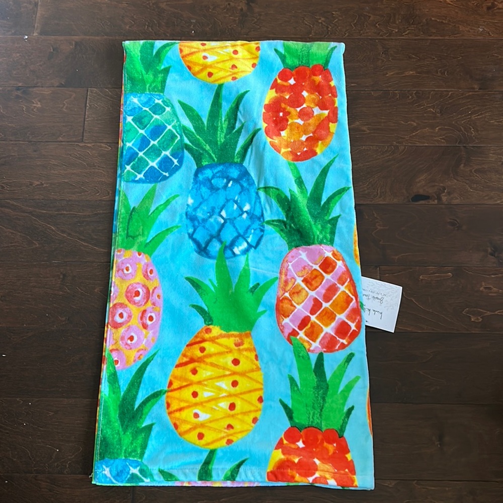 New Nicole Miller Pineapple Print GREEN,BLUE,PINK  COTTON BEACH TOWEL 36”x70”